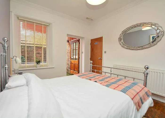 Apartamento The Location- 1 Free Private Parking Space - 60 Second Walk 2 Minster! *