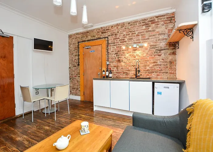 Daire The Location- 1 Free Private Parking Space - 60 Second Walk 2 Minster!
